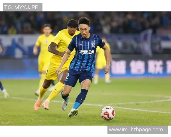 贺惯正式签约武汉三镇足球俱乐部开启新征程