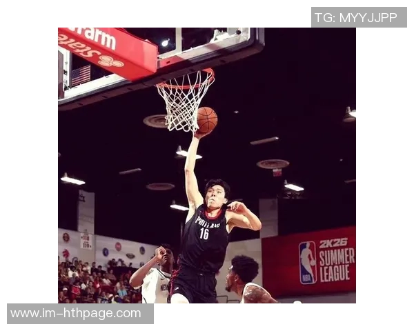 媒体人分析瀚森相比赛季初进步显著但防守习惯仍需改进